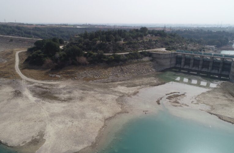 MESKİ, MERSİN’İN ‘ÇOK ŞİDDETLİ KURAKLIK’A GEÇMESİYLE SU TASARRUFUNA DİKKAT ÇEKTİ
