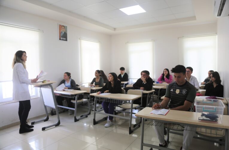 “ÜCRETSİZ LGS VE YKS HAZIRLIK KURSLARININ ÖN BAŞVURULARI, 15 MAYIS’TA SONA ERİYOR”