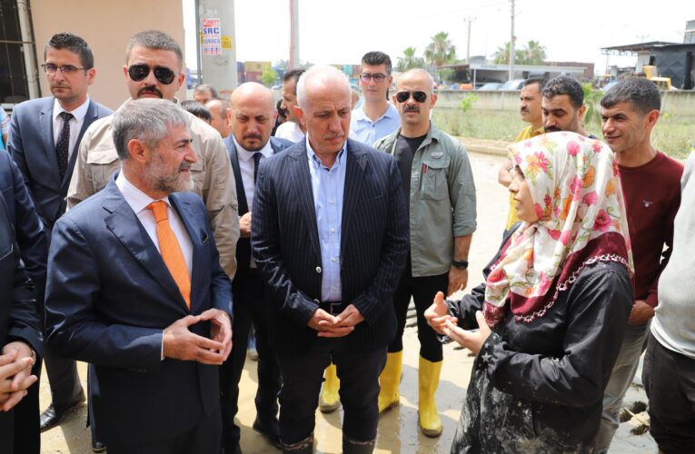AKDENİZ BELEDİYESİ, ZOR ANLAR YAŞAYAN VATANDAŞLARIN YARDIMINA KOŞTU