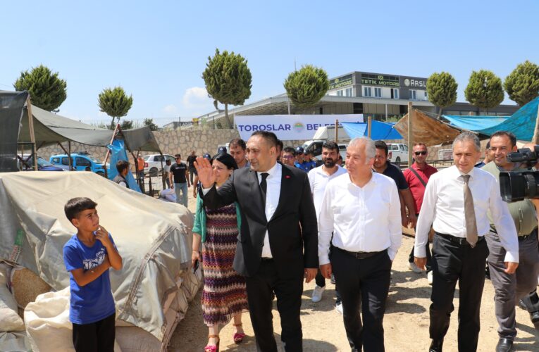 BAŞKAN YILMAZ, KURBAN SATIŞ ALANINI ZİYARET ETTİ