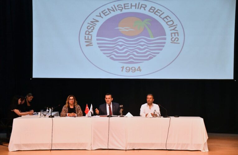 “İmar planlarımızda özel uygulamalar yaptık ve Türkiye’de bu uygulamalarının örneklerinin tamamını uygulayan belki de ilk Belediyeyiz”