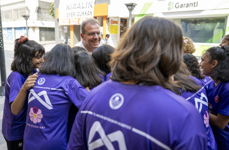 MANEVİ KIZLARINDAN SEÇER’E BABALAR GÜNÜ ZİYARETİ