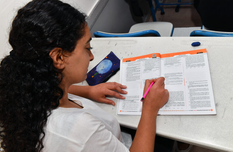 KAYA: “HEM KURS HEM SINAV ÜCRETİ MADDİ AÇIDAN BİZLERE ÇOK İYİ GELDİ”