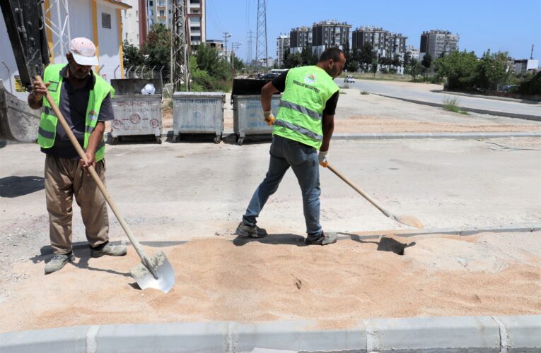 KİLİT PARKE KALDIRIM ÇALIŞMASI ÇAĞDAŞKENT MAHALLESİ’NDE DEVAM EDİYOR