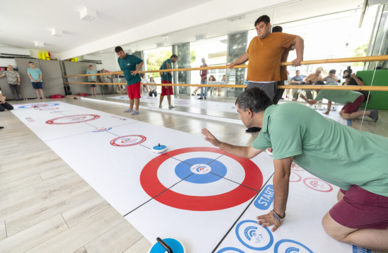 ENGELSİZ YAŞAM PARKI’NDA FLOOR CURLİNG KURSU DEVAM EDİYOR