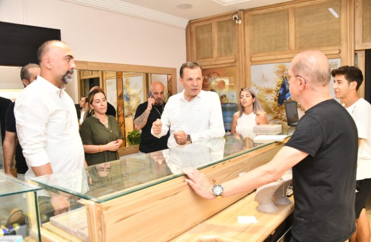 “Vatandaşlarımızın yaşam standartlarını yukarı taşımaya devam edeceğiz”