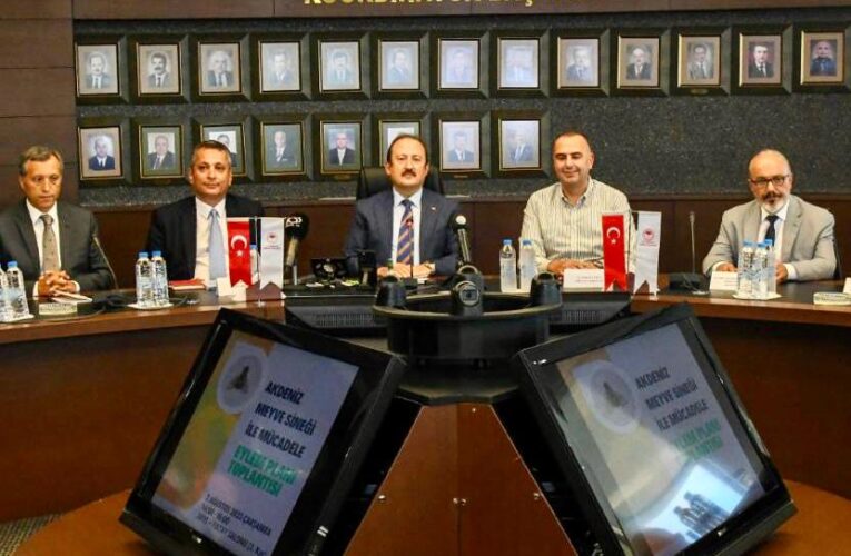 VALİ ALİ HAMZA PEHLİVAN BAŞKANLIĞINDA, TARIM KOORDİNASYON KURULU TOPLANTISI GERÇEKLEŞTİRİLDİ