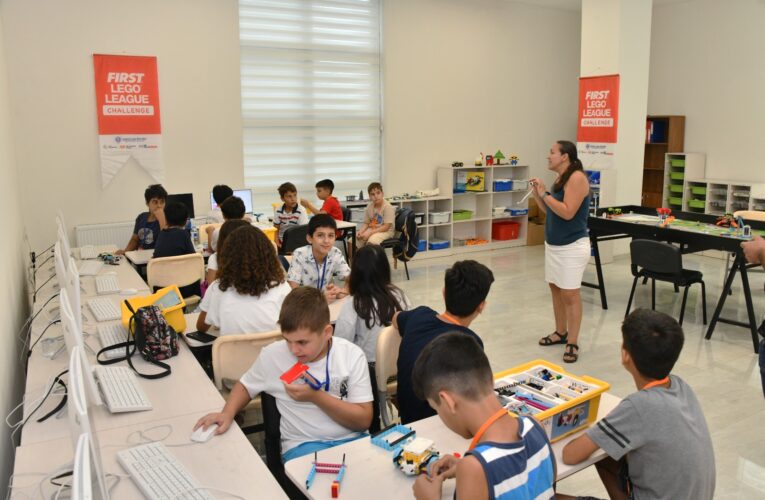 Yenişehir Belediyesinden çocuklara robotik kodlama ve LEGO eğitimleri