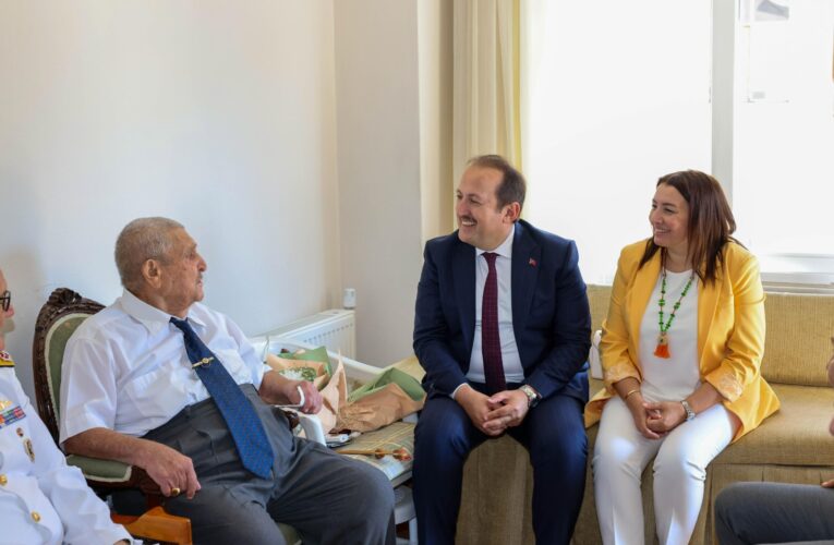 VALİ ALİ HAMZA PEHLİVAN, KORE GAZİSİ AKTAŞ AÇIKGÖZ VE AİLESİNİ ZİYARET ETTİ