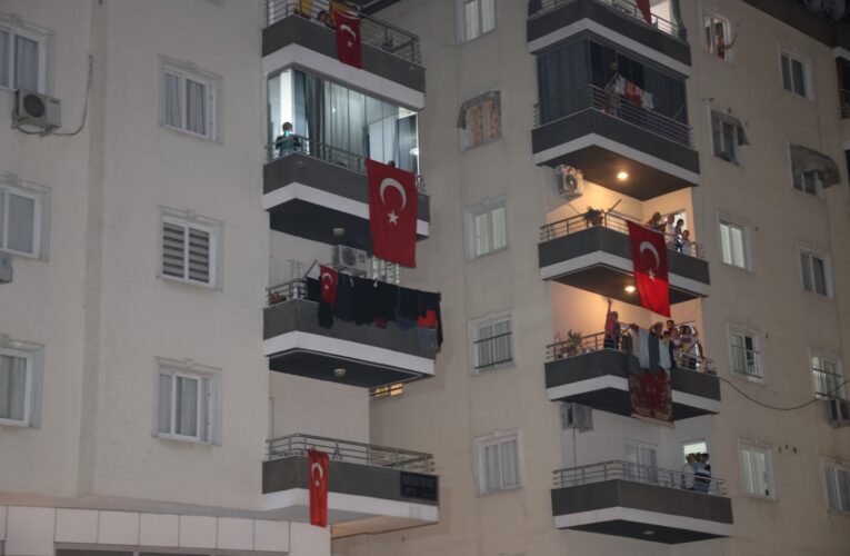 TOROSLAR’DA SOKAKLAR 100. YIL COŞKUSU İLE DOLDU TAŞTI