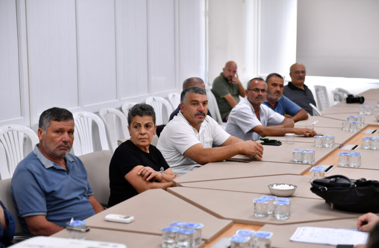 BÜYÜKŞEHİR, ÜRETİCİLERİ HEM BİLGİLENDİRİYOR HEM DE DESTEKLİYOR