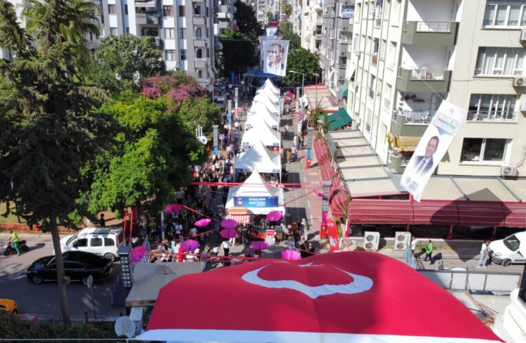 Mersinliler 5. Mersin Kushimoto Sokağı Sokak Sanatçıları Festivali’ne yoğun ilgi gösterdi