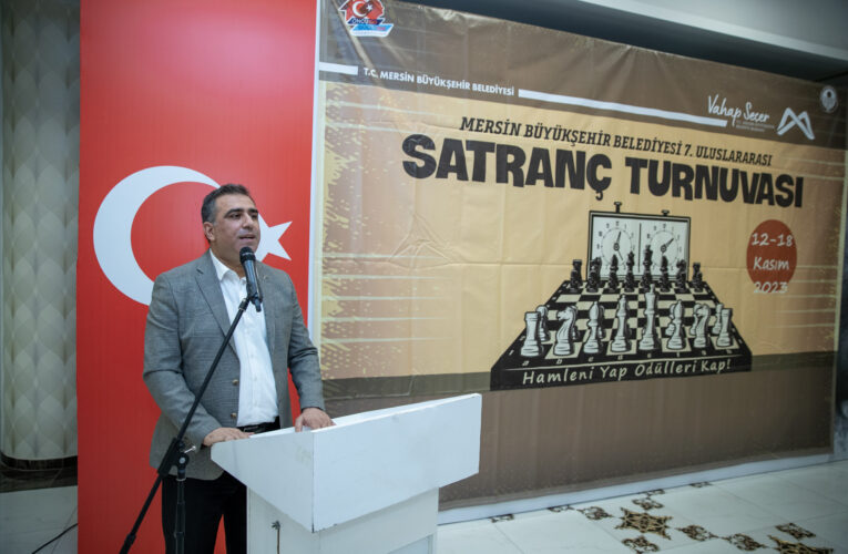 BÜYÜKŞEHİR’İN SATRANÇ TURNUVASINDA İLK HAMLELER YAPILDI