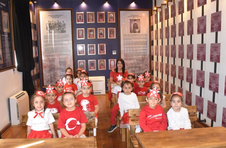 TOROSLAR’IN MİNİK ÖĞRENCİLERİ, 100. YIL ANISINA KUVAYI MİLLİYE KARARGAHI’NI GEZDİ