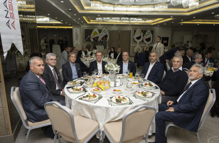 BAŞKAN SEÇER, MABİYAD GELENEKSEL KAYNAŞMA YEMEĞİ’NE KATILDI