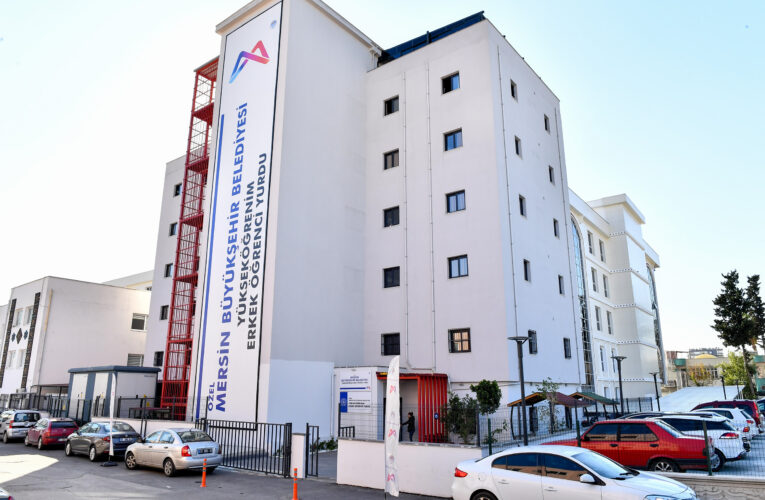MERSİN BÜYÜKŞEHİR’İN YURTLARI AİLE SICAKLIĞINI ARATMIYOR