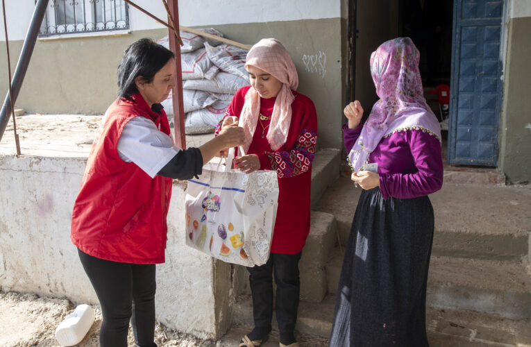 BÜYÜKŞEHİR’İN ‘UN KATKISI PROJESİ’ MERSİNLİLERİN YÜZÜNÜ GÜLDÜRÜYOR