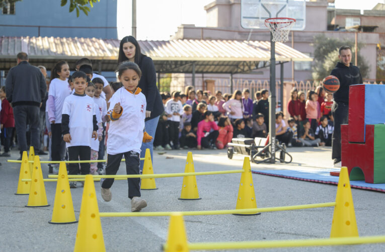 BÜYÜKŞEHİR’İN SPORBÜS’Ü BU KEZ DE TARSUSLU ÇOCUKLAR İÇİN YOLA ÇIKTI