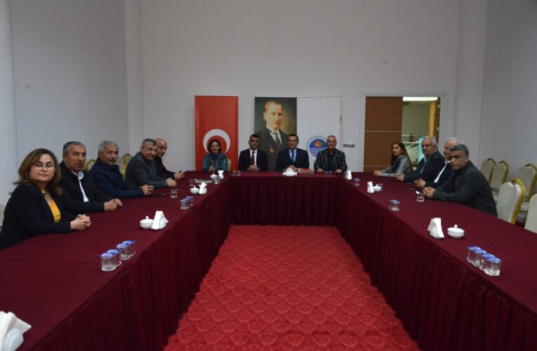 Başkan Özyiğit, 5 yıllık hizmet sürecini değerlendiriyor, talep ve önerileri alıyor