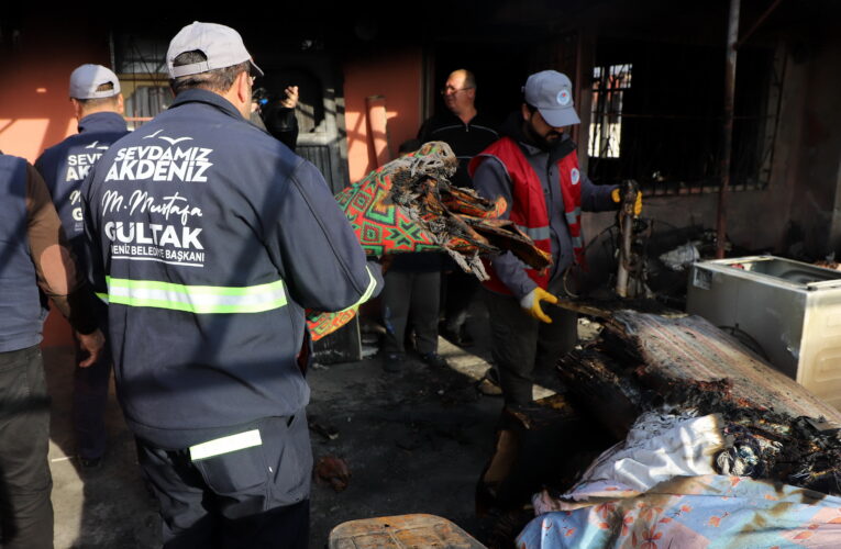 Akdeniz Belediyesi, zor gününde vatandaşı yalnız bırakmadı