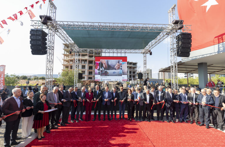 “YAPTIĞIMIZ HİZMETLER, SİZLERİN BİZE ÖDEDİKLERİ VERGİLER”