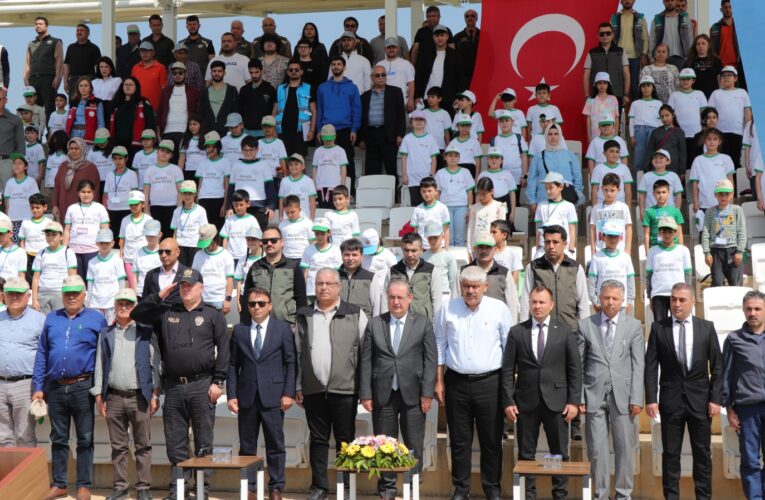 Erdemli’de Fidan Dikim Etkinliği Gerçekleştirildi