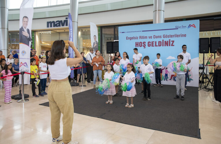 MERSİN’DE DANS VE RİTMİN BÜYÜSÜYLE ENGELLER BİR KEZ DAHA AŞILDI