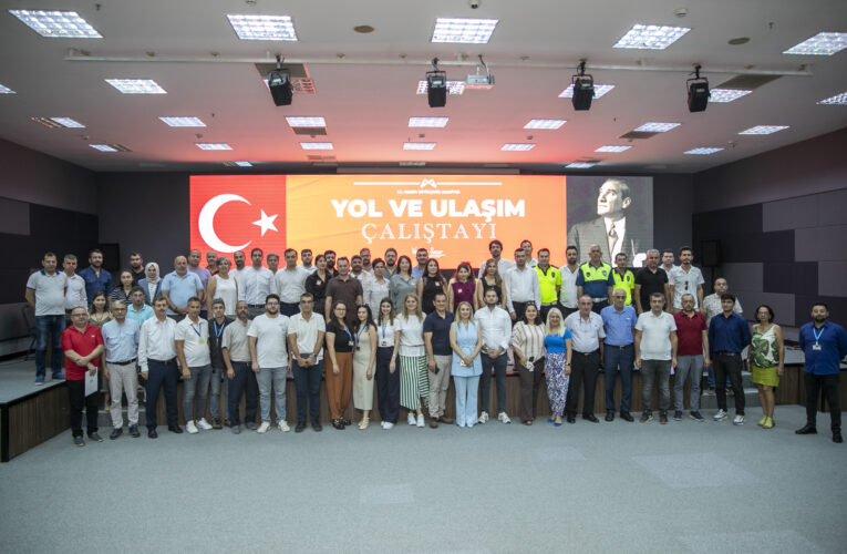 BÜYÜKŞEHİR ‘YOL YAPIM VE ULAŞIM ÇALIŞTAYI’ GERÇEKLEŞTİ