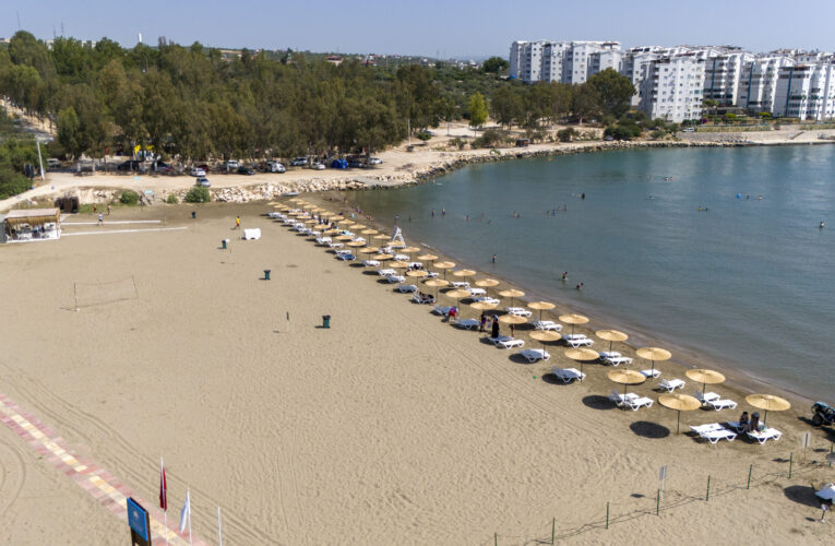 BÜYÜKŞEHİR’İN PLAJLARI YAZ SEZONUNA HAZIR