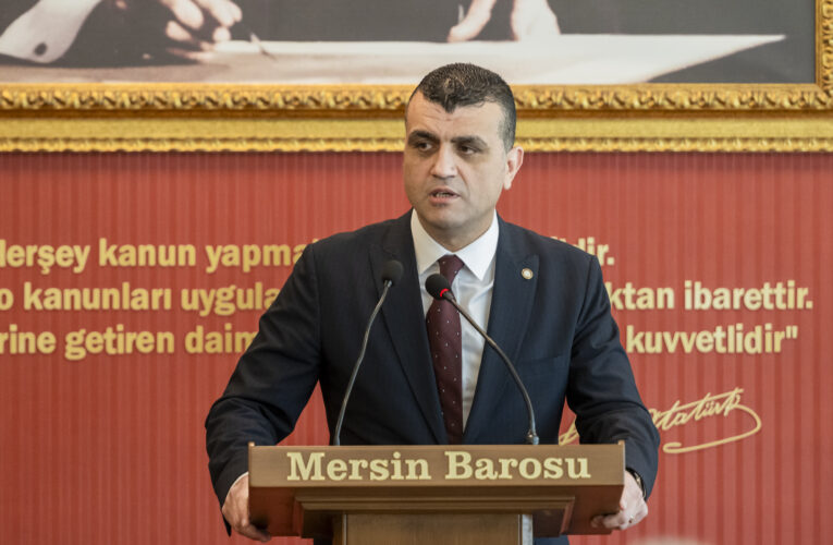 ÖZDEMİR: DARBE DEĞİL, DEMOKRASİ İSTİYORUZ