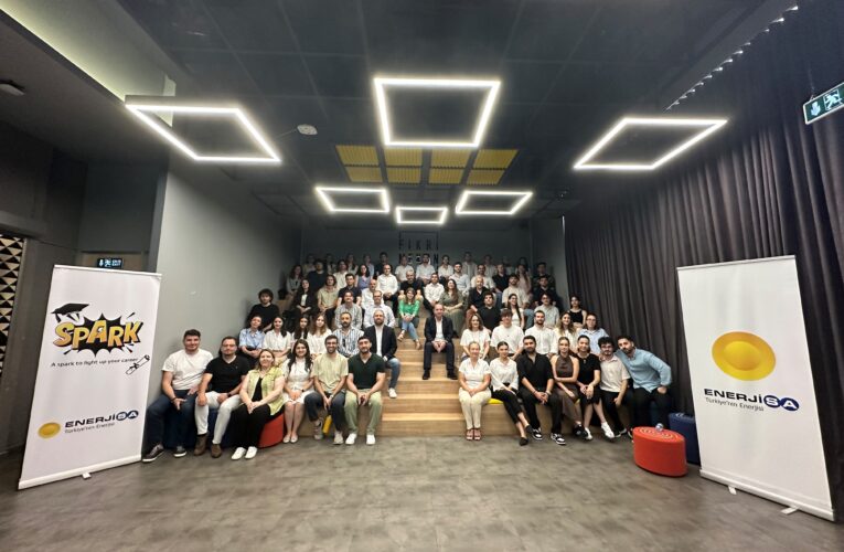 Enerjisa Dağıtım Şirketleri Yaz Staj Programı SPARK ile Gençlerin Kariyer Yolculuğunu Destekliyor
