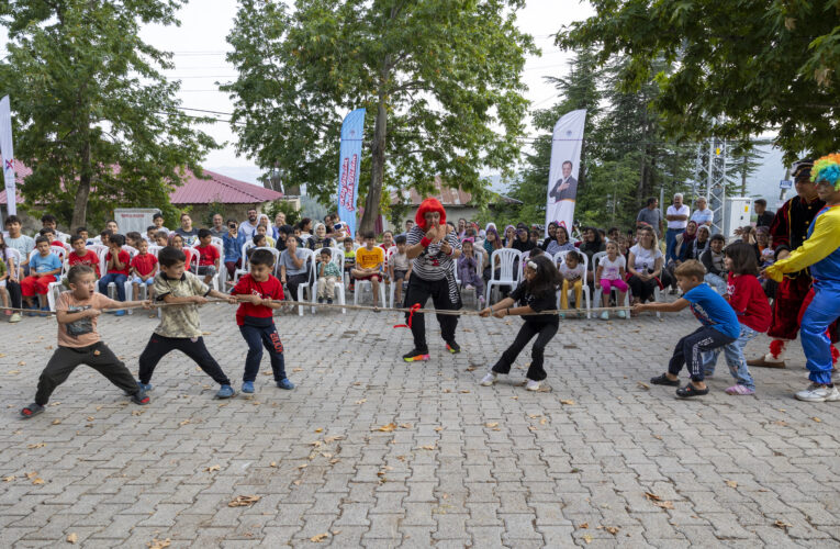 MERSİN’İN DÖRT BİR YANINI ‘KÖY BİZİM ŞENLİK BİZİM’ ETKİNLİKLERİ SARDI