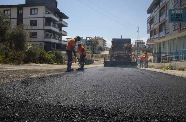 BÜYÜKŞEHİR EKİPLERİ MUT’TA ÖNEMLİ ÇALIŞMALARA  İMZA ATIYOR