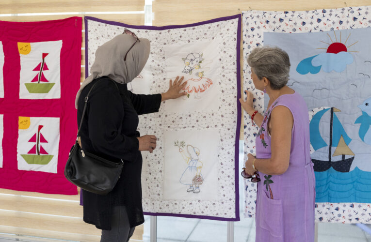 YENİCE YAŞAR BAYBOĞAN KADIN ATÖLYESİ KURSİYERLERİ ‘KIRKYAMA ÇOCUK YORGANI’ SERGİSİ AÇTI