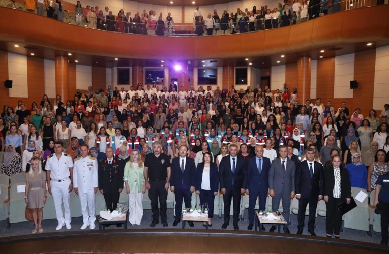 VALİ ALİ HAMZA PEHLİVAN, “EN İYİ NARKOTİK POLİSİ ANNE” PROJESİ TANITIM VE BİLGİLENDİRME PROGRAMINA KATILDI