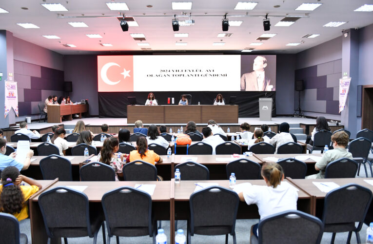 BÜYÜKŞEHİR’İN 1. DÖNEM ÇOCUK MECLİSİ’NİN EYLÜL AYI OLAĞAN MECLİS TOPLANTISI YAPILDI