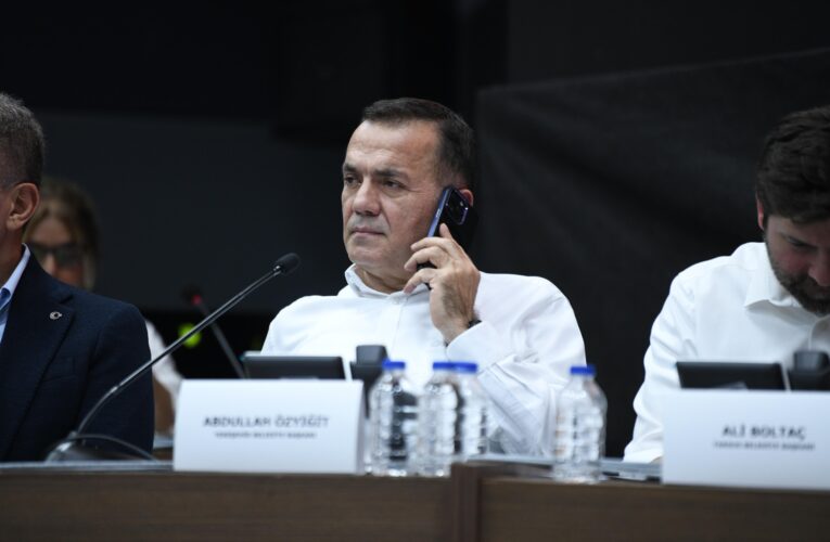 Başkan Özyiğit, minik Deniz Ali için düzenlenen yardım programına katıldı