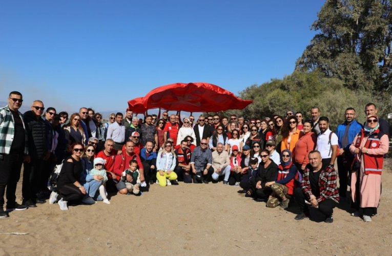 İL MİLLÎ EĞİTİM MÜDÜRÜ FAZİLET DURMUŞ, CUMHURİYET BAYRAMI DOLAYISIYLA DÜZENLENEN DOĞA YÜRÜYÜŞÜNE KATILDI