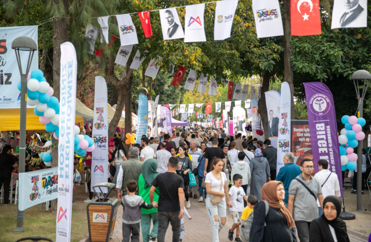 TARSUS FESTİVALİ’NİN YARATTIĞI SİNERJİ ESNAFA OLUMLU YANSIDI