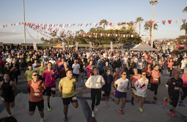 6. ULUSLARARASI MERSİN MARATONU’NA HELLO MERSİN DESTEĞİ