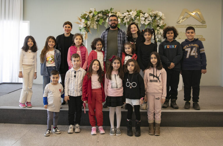 BÜYÜKŞEHİR’İN ‘FELSEFE ATÖLYESİ’ İLE ÇOCUKLAR SORGULAYARAK ÖĞRENİYOR