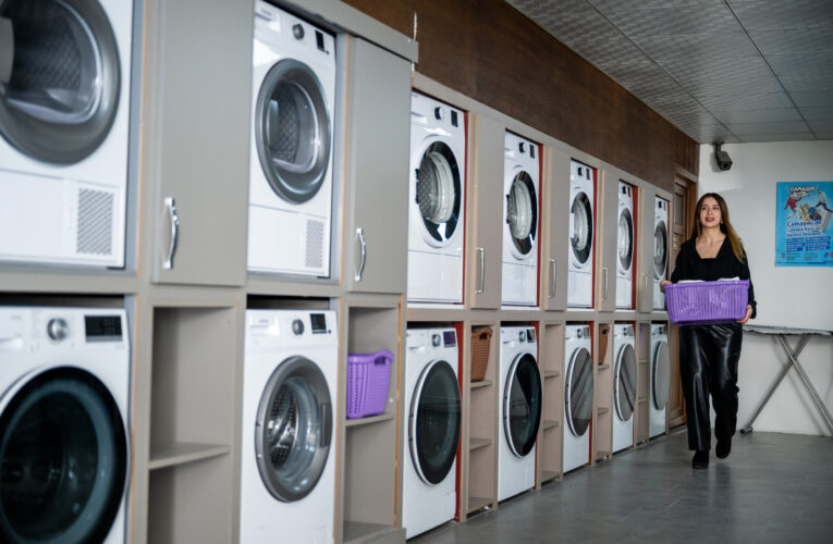 MERSİN BÜYÜKŞEHİR, GENÇLERE MADDİ MANEVİ DESTEK OLUYOR