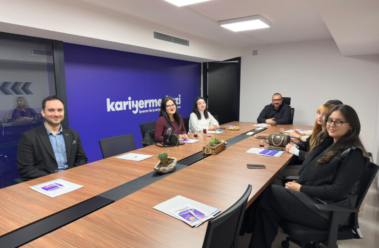 GENÇLER, KARİYER MERKEZİ’NİN EN ÖNEMLİ HEDEF KİTLESİ