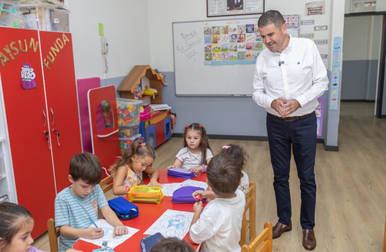 ÇOCUKLAR HEM ÖĞRENİYOR HEM SOSYALLEŞİYOR