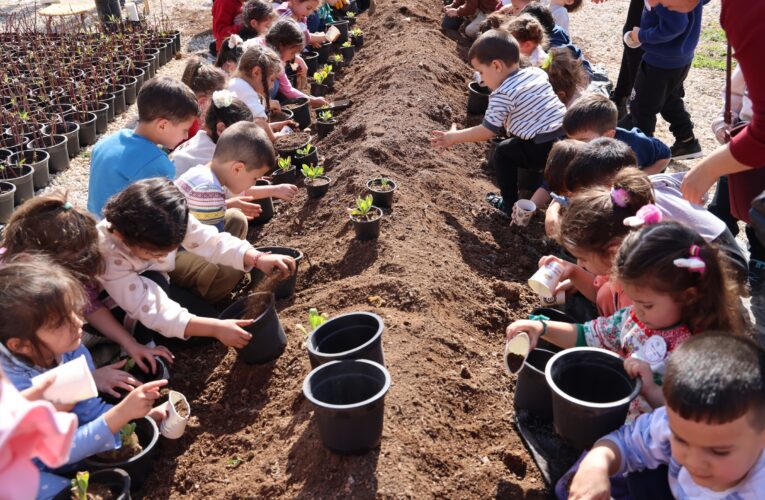 TOROSLAR’DA MİNİK ELLER TOHUM EKTİ