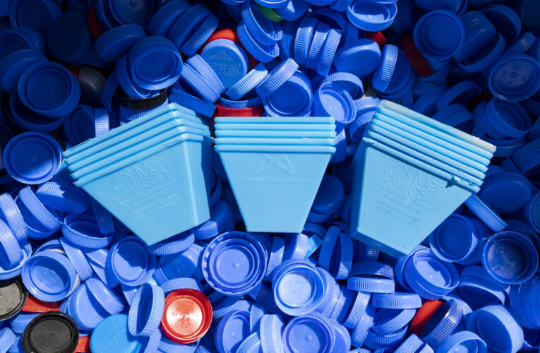 MERSİN SAHİLLERİ PLASTİKSİZ GELECEĞE HAZIRLANIYOR