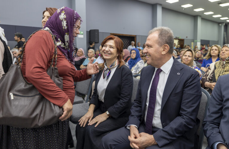 MERSİNDEN KADIN KOOPERATİFİ BAŞKANI MERAL SEÇER, ‘AİLE ÇİFTÇİLİĞİ VE KOOPERATİFÇİLİK ZİRVESİ’NDE KONUŞTU