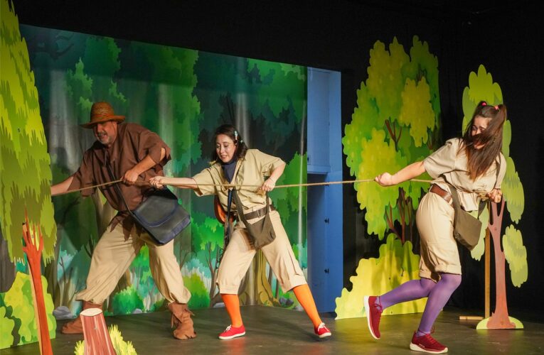 TARSUS’TA MİNİKLER TİYATRO İLE BULUŞUYOR