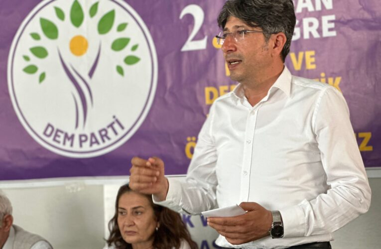 DEM Parti Mersin Milletvekili Av. Ali Bozan, Adana Kürkçüler ve Suluca cezaevlerine yaptığı ziyarette siyasi mahpusların yaşadıkları sorunları dinledi