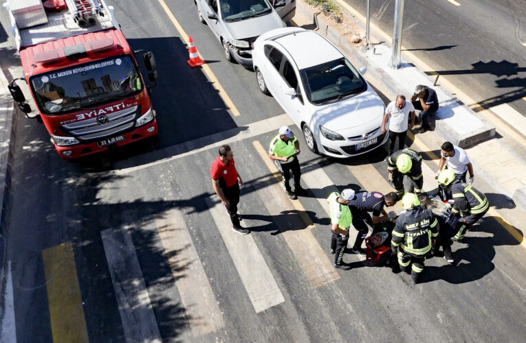 BÜYÜKŞEHİR, ‘BİR KURAL, BİR ÖMÜR’ TATBİKATI İLE TRAFİKTE FARKINDALIK YARATTI